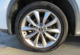 2019 Infiniti QX50 - Image 19