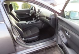 2023 Nissan Sentra - Image 26