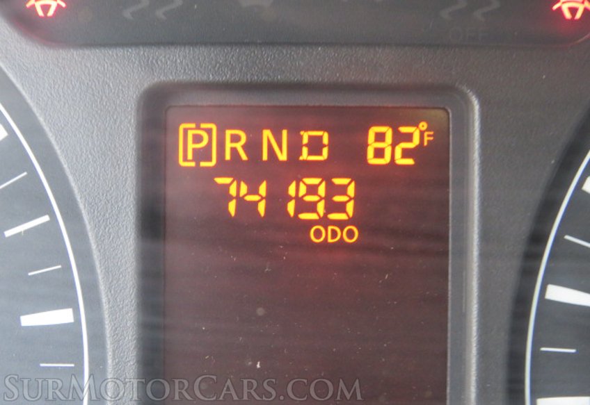 2013 Nissan NV - Image 35