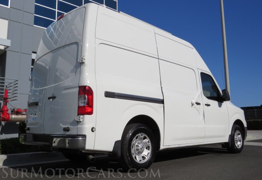 2013 Nissan NV - Image 12