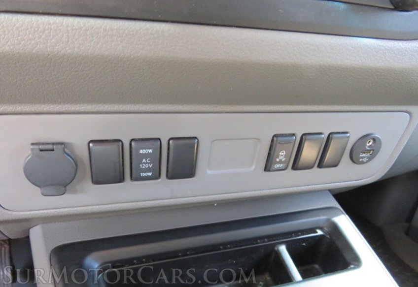 2013 Nissan NV - Image 40