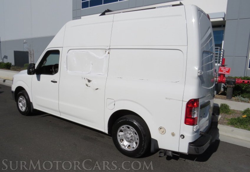 2013 Nissan NV - Image 13