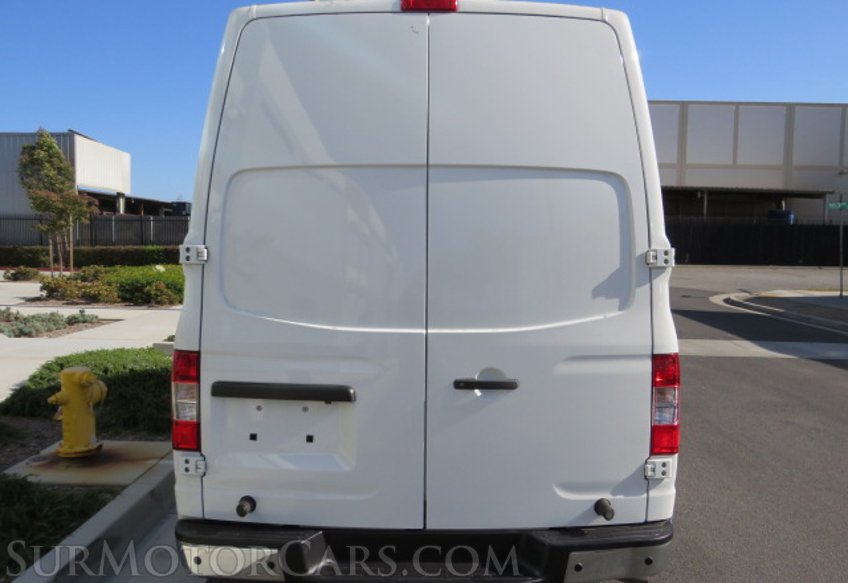 2013 Nissan NV - Image 17