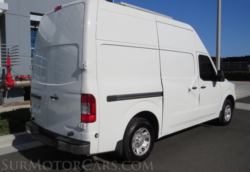 2013 Nissan NV - Image 11