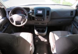 2013 Nissan NV - Image 55