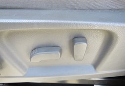 2013 Nissan NV - Image 47