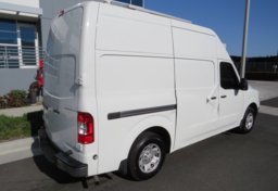 2013 Nissan NV - Image 14