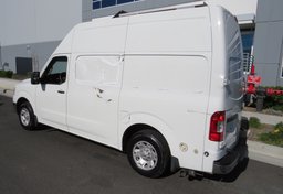 2013 Nissan NV - Image 13