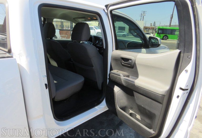 2021 Toyota Tacoma - Image 22