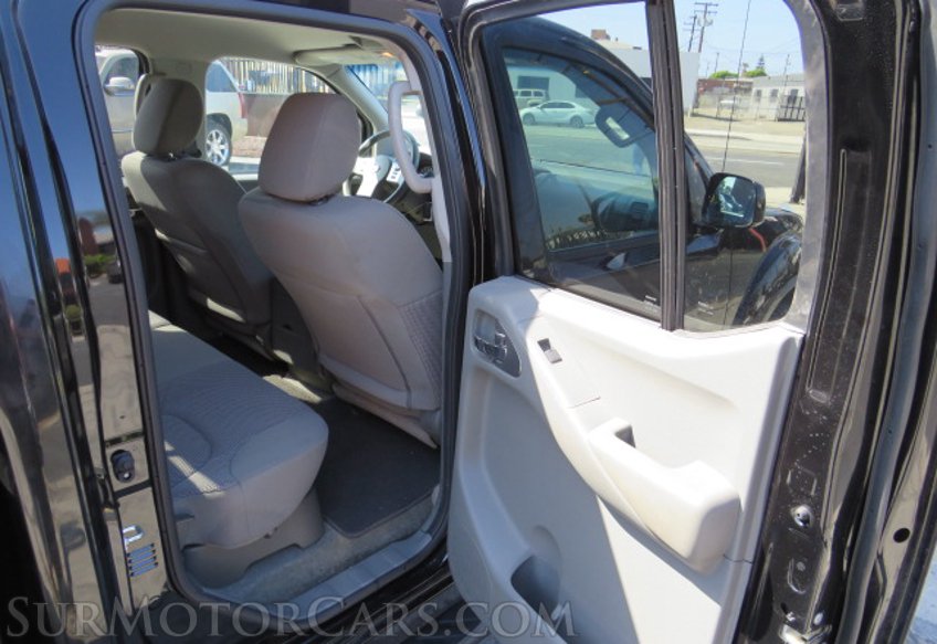 2018 Nissan Frontier - Image 30