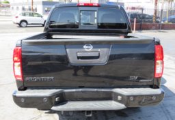2018 Nissan Frontier - Image 13