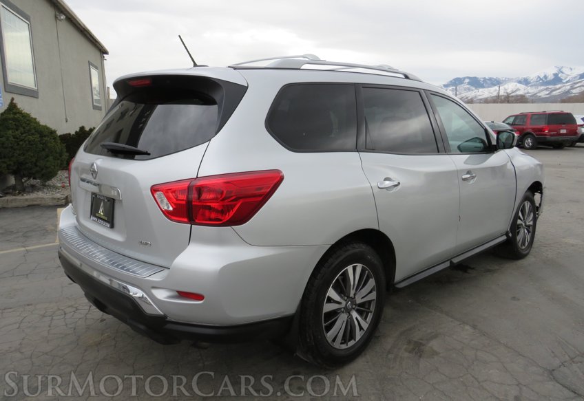 2017 Nissan Pathfinder - Image 7