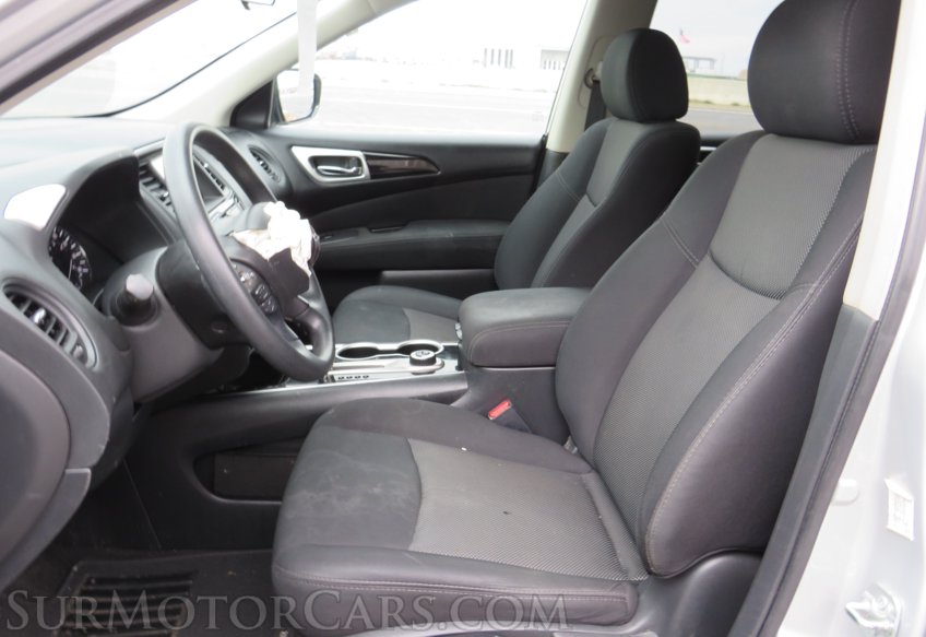 2017 Nissan Pathfinder - Image 26