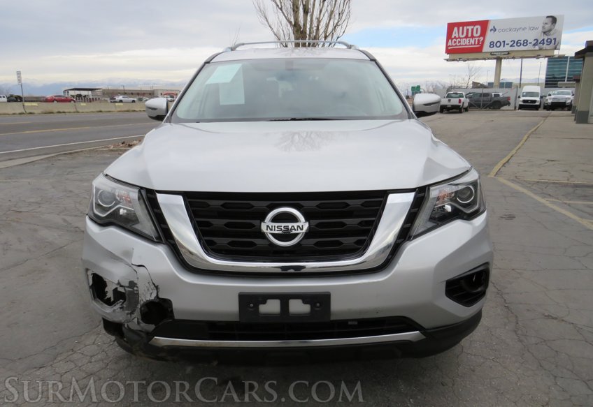 2017 Nissan Pathfinder - Image 12