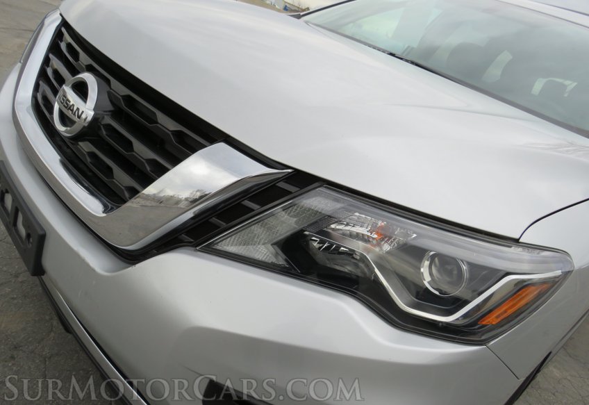 2017 Nissan Pathfinder - Image 17