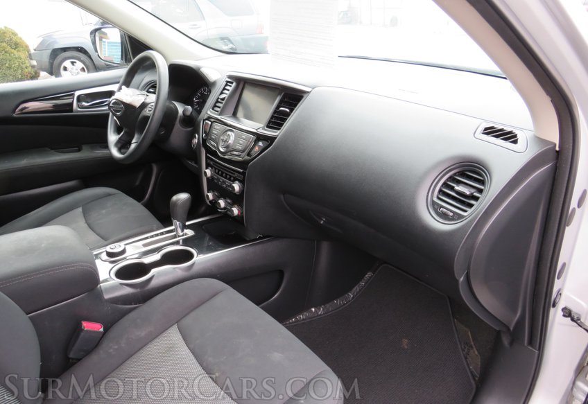 2017 Nissan Pathfinder - Image 25