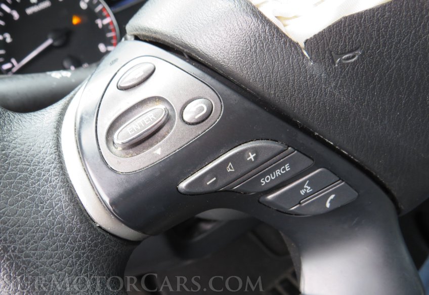 2017 Nissan Pathfinder - Image 34