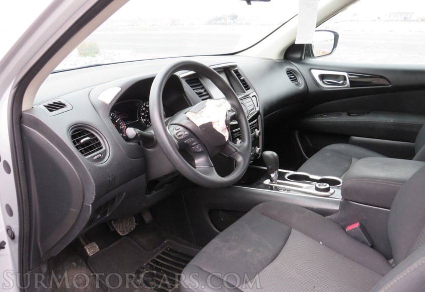 2017 Nissan Pathfinder - Image 24