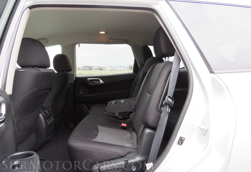 2017 Nissan Pathfinder - Image 31