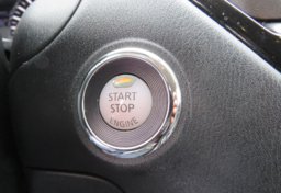 2017 Nissan Pathfinder - Image 40