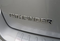 2017 Nissan Pathfinder - Image 21