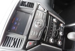 2017 Nissan Pathfinder - Image 36