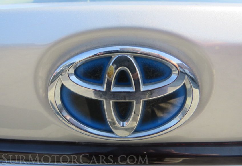 2020 Toyota Corolla Hybrid - Image 15