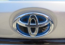 2020 Toyota Corolla Hybrid - Image 15