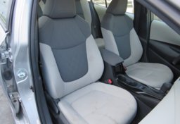 2020 Toyota Corolla Hybrid - Image 25