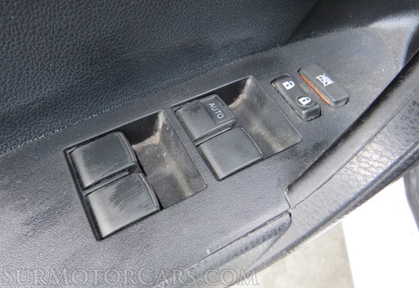 2018 Toyota Corolla - Image 42