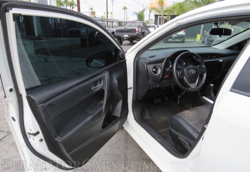 2018 Toyota Corolla - Image 19