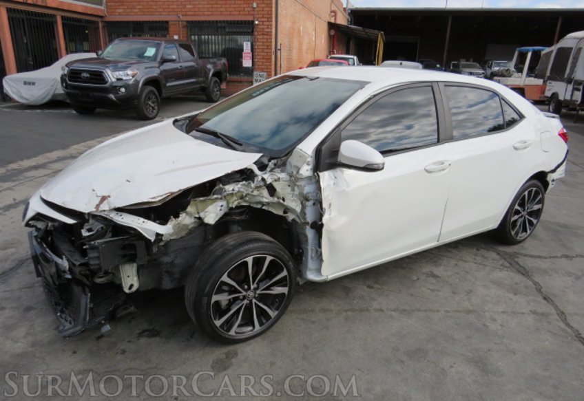 2018 Toyota Corolla - Image 2