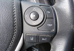 2018 Toyota Corolla - Image 35