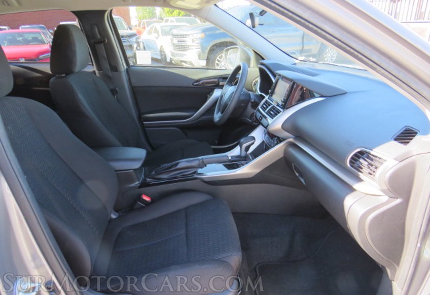 2020 Mitsubishi Eclipse Cross - Image 25