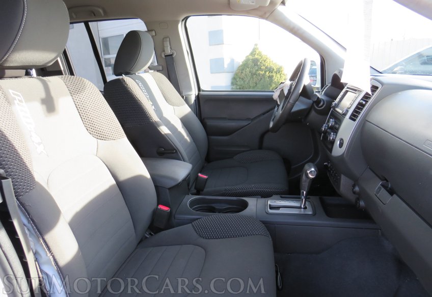 2019 Nissan Frontier - Image 27