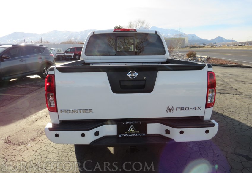 2019 Nissan Frontier - Image 11