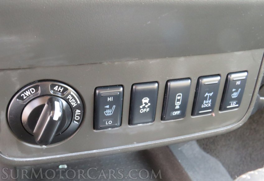 2019 Nissan Frontier - Image 35