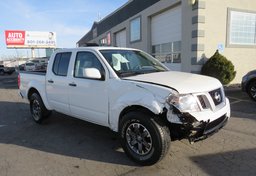 2019 Nissan Frontier - Image 2