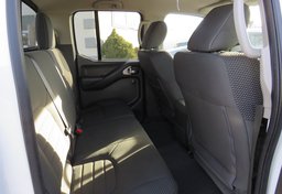 2019 Nissan Frontier - Image 26