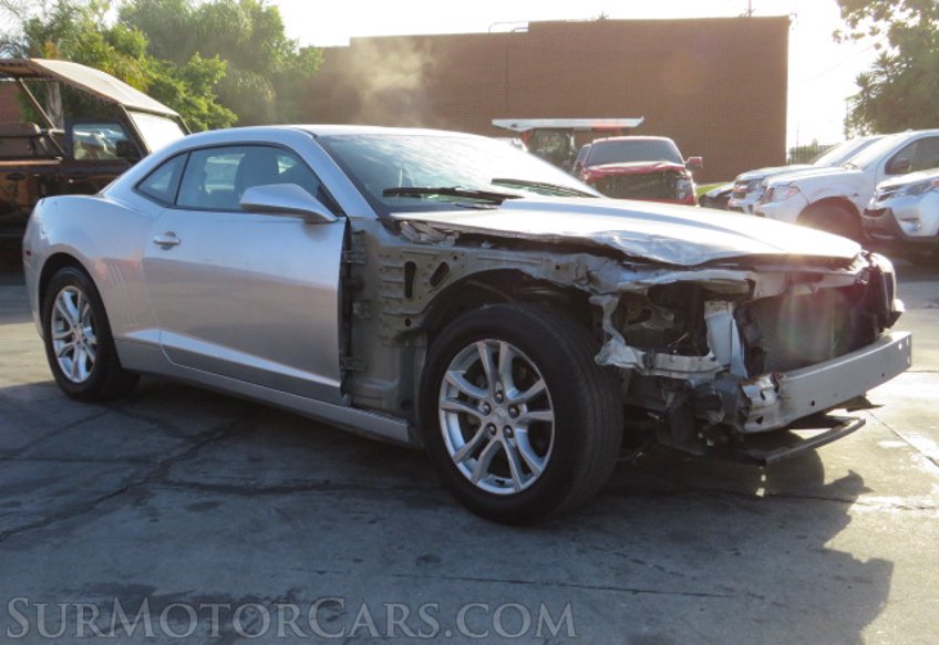 2015 Chevrolet Camaro - Image 2