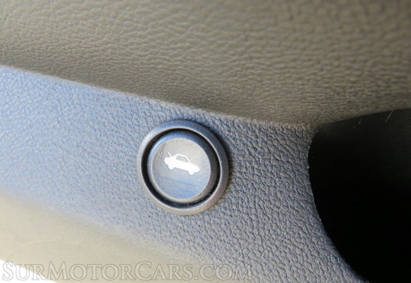 2015 Chevrolet Camaro - Image 32