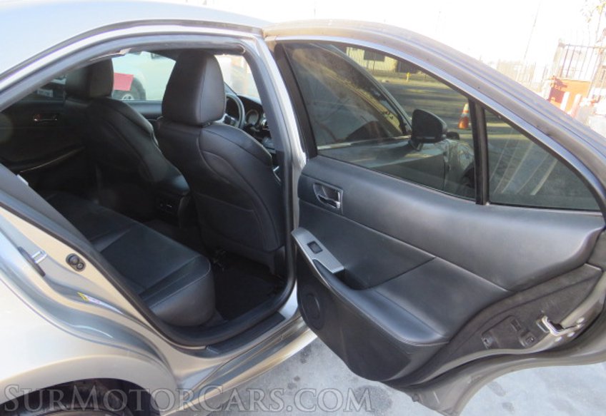 2015 Lexus IS 250 - Image 24