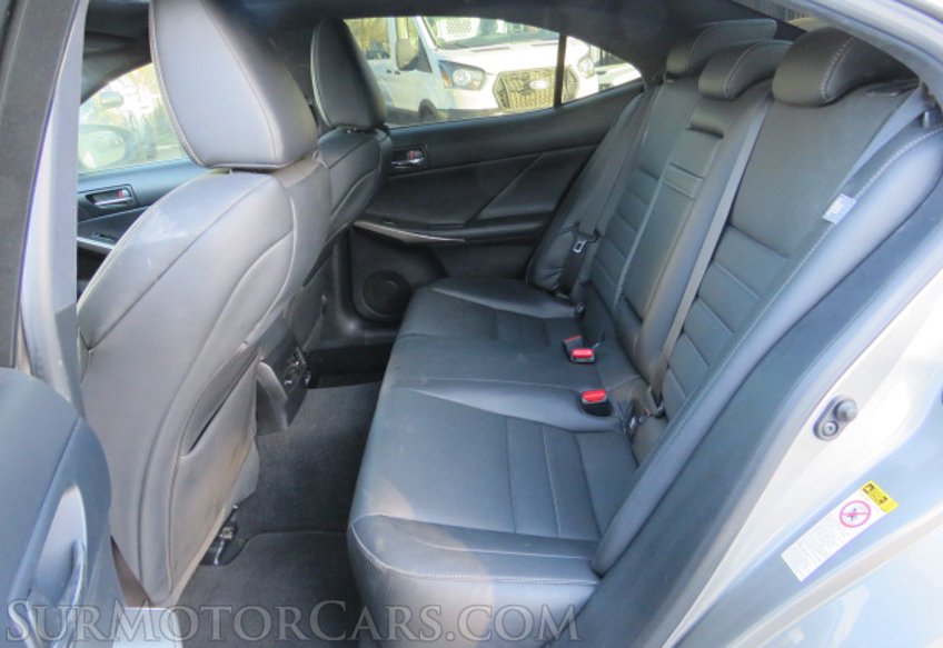 2015 Lexus IS 250 - Image 31