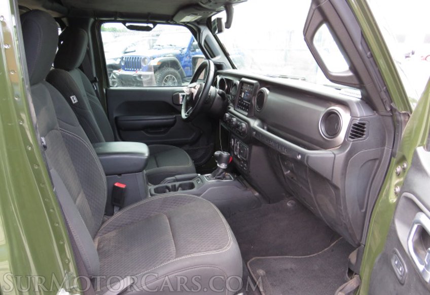2021 Jeep Wrangler - Image 25