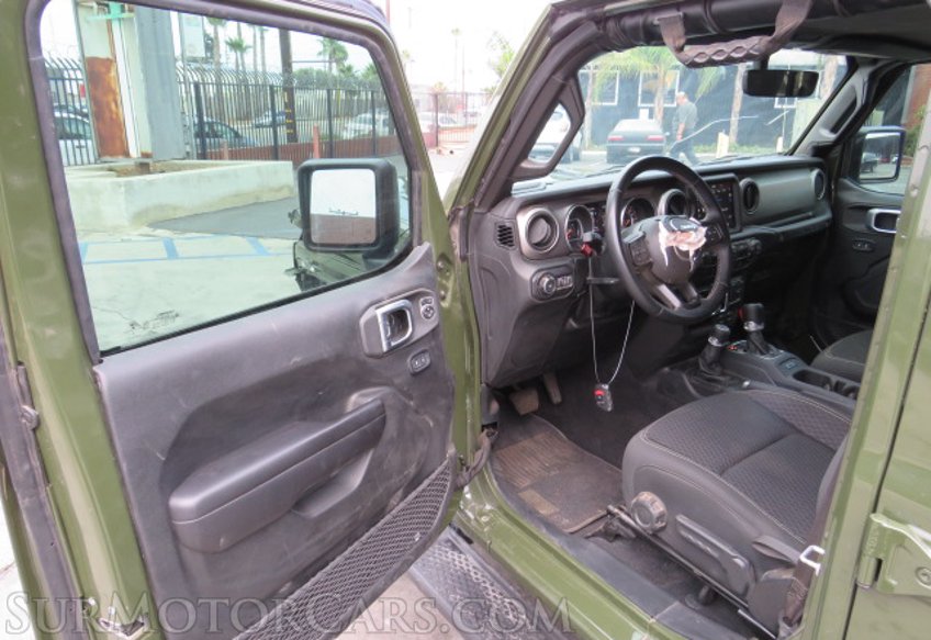 2021 Jeep Wrangler - Image 18