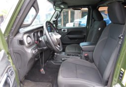 2021 Jeep Wrangler - Image 24