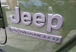 2021 Jeep Wrangler - Image 17