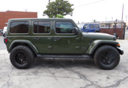 2021 Jeep Wrangler - Image 11