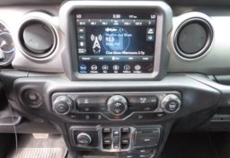 2021 Jeep Wrangler - Image 38
