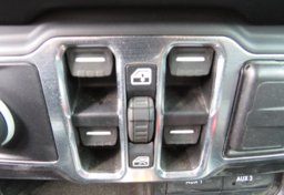 2021 Jeep Wrangler - Image 41